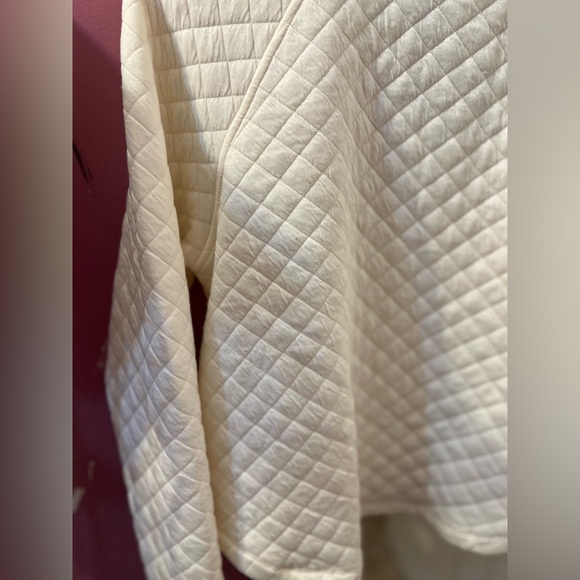 Cable & Gauge whisper white quilted mock neck pullover sweatshirt NWT - Picture 10 of 14